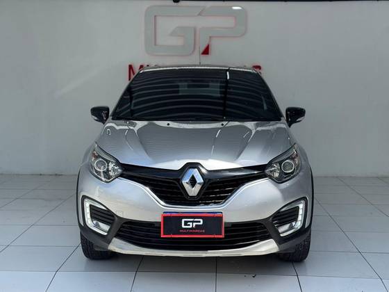 RENAULT CAPTUR 1.6 16V SCE FLEX INTENSE X-TRONIC RENAULT CAPTUR 1.6 16V SCE FLEX INTENSE X-TRONIC